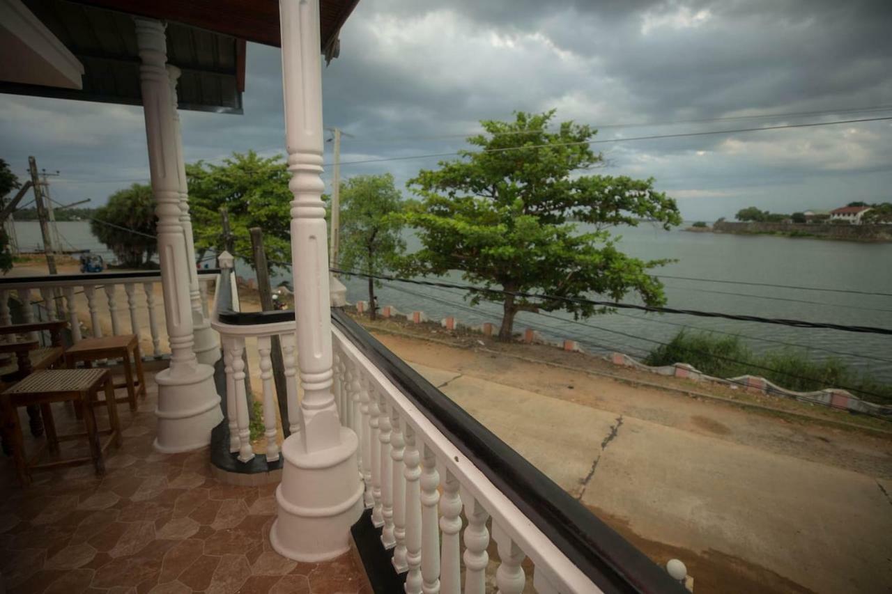 Апартаменты Neverbeen To Lagoon Town Баттикалоа Экстерьер фото