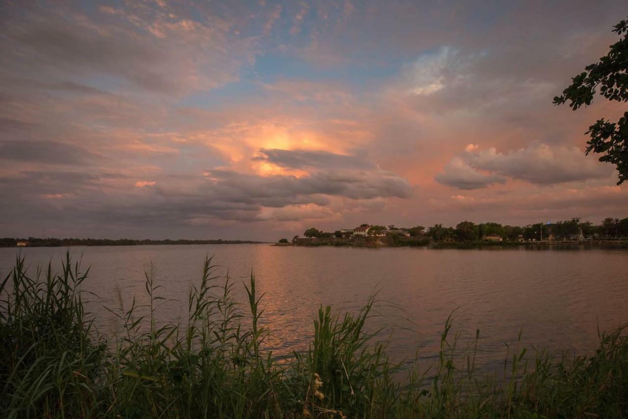 Апартаменты Neverbeen To Lagoon Town Баттикалоа Экстерьер фото